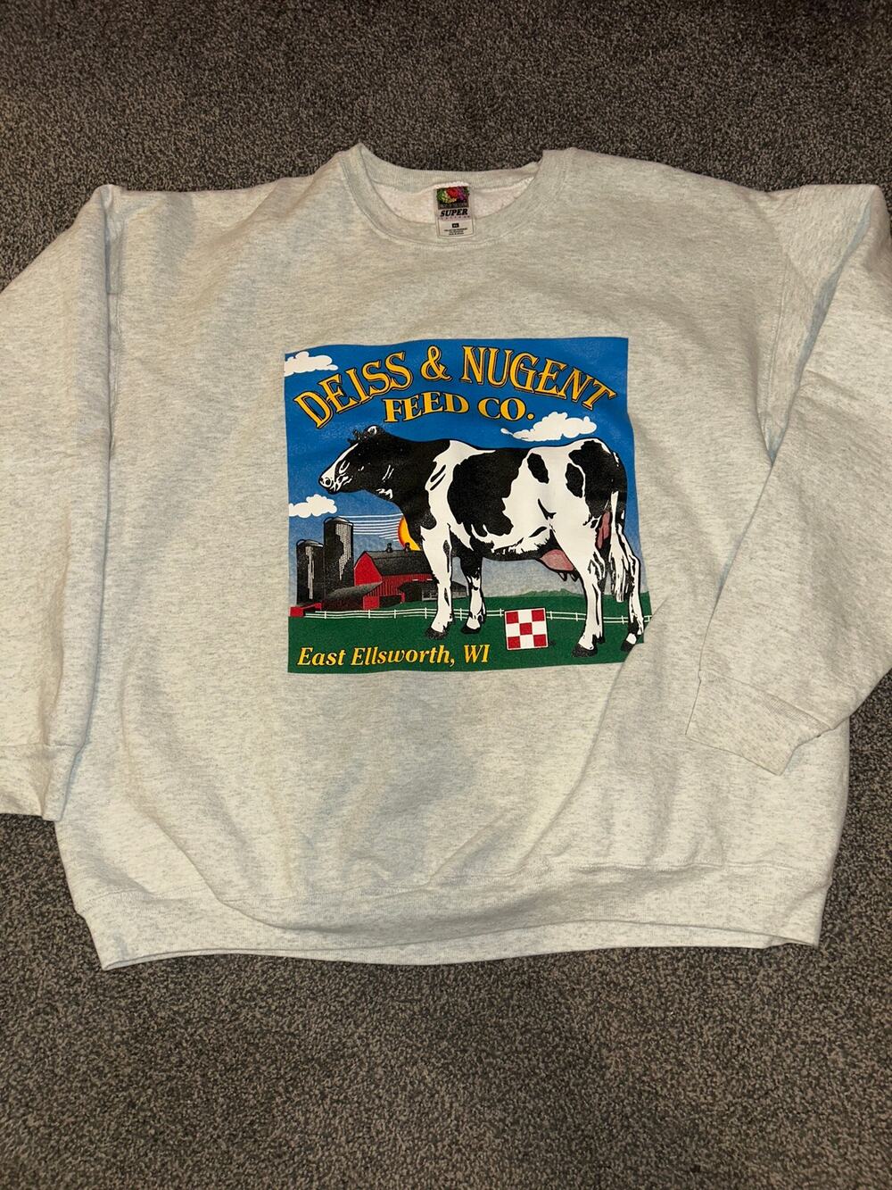 Vintage fruit of the loom Deiss and Nugent feed co. Crewneck size xl